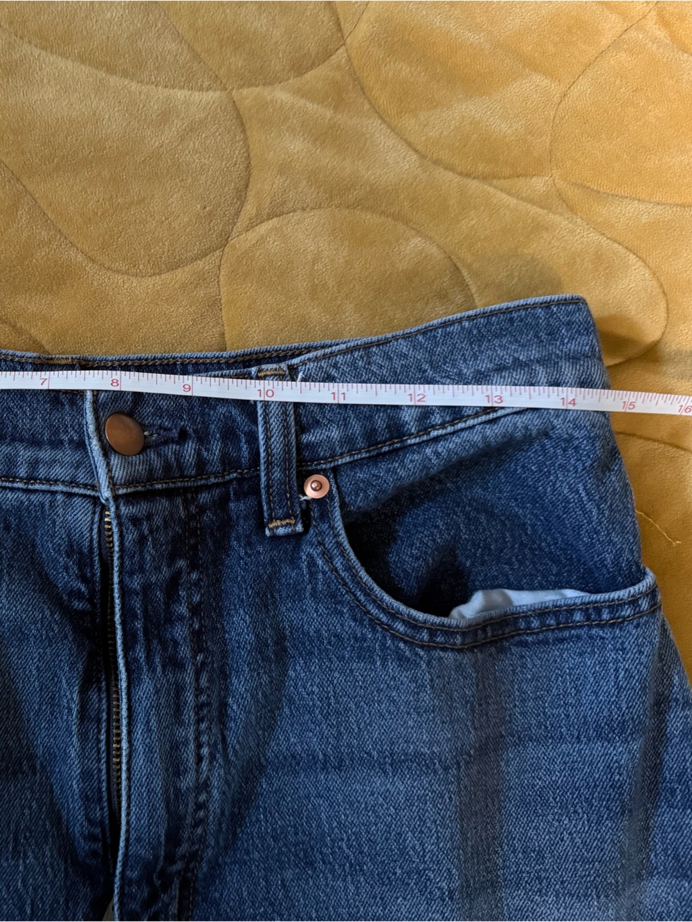 Evereve Barrel Jeans - Medium Blue Wash - Picture 5 of 6